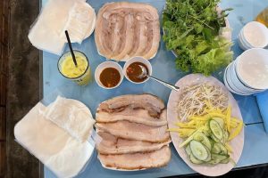Quán bánh tráng cuốn thịt heo Đà Nẵng
