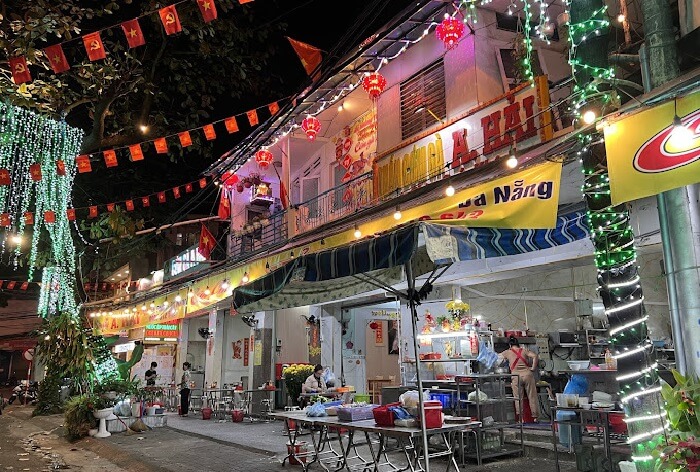 quán cơm Đà Nẵng