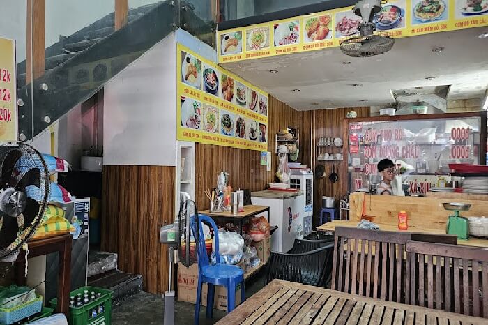 quán cơm Đà Nẵng