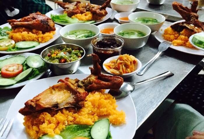 quán cơm Đà Nẵng