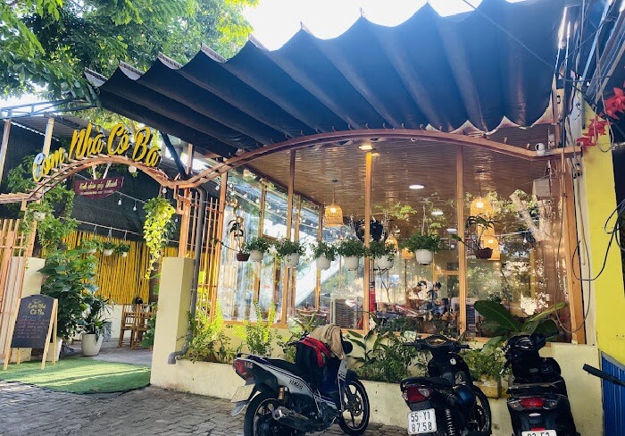 quán cơm Đà Nẵng